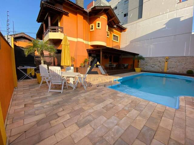 Casa para Venda em Caxias do Sul - 2
