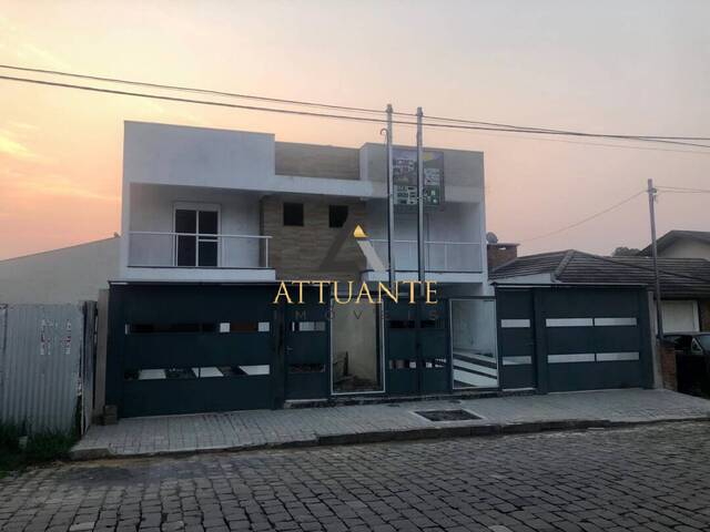 Sobrado para Venda em Caxias do Sul - 2