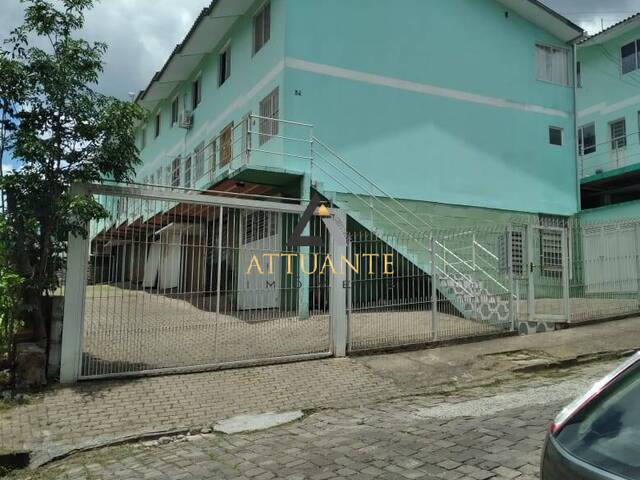 Sobrado para Venda em Caxias do Sul - 2