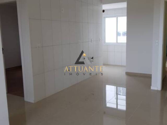 Apartamento para Venda em Caxias do Sul - 2