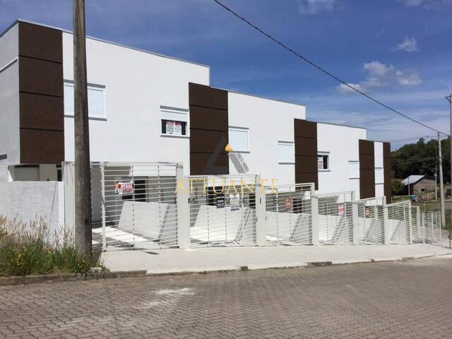 Sobrado para Venda em Caxias do Sul - 2