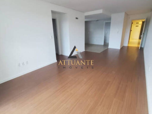 Apartamento para Venda em Caxias do Sul - 5