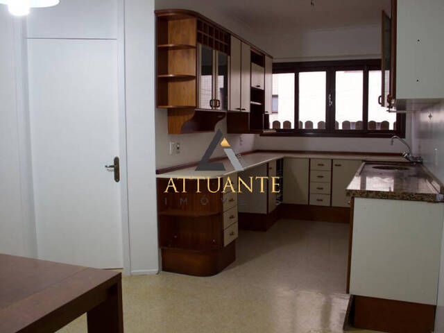 Apartamento para Venda em Caxias do Sul - 2