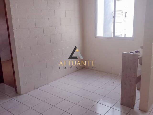 Apartamento para Venda em Caxias do Sul - 2