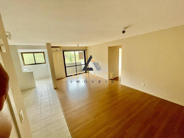 Apartamento para Venda em Caxias do Sul - 3