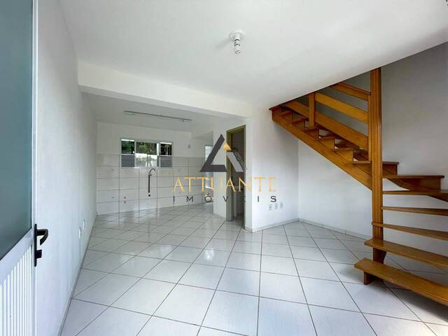 Sobrado para Venda em Caxias do Sul - 2