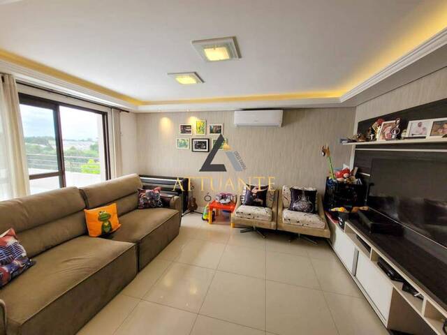 Apartamento para Venda em Caxias do Sul - 2
