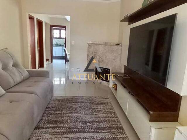 Sobrado para Venda em Caxias do Sul - 3