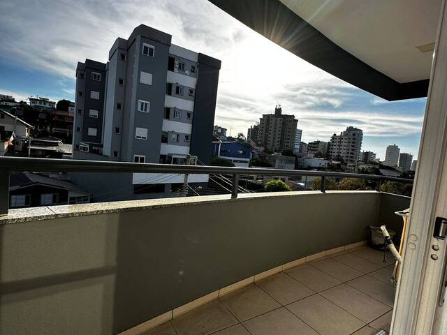 Apartamento para Venda em Caxias do Sul - 5