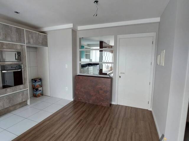 Apartamento para Venda em Caxias do Sul - 5