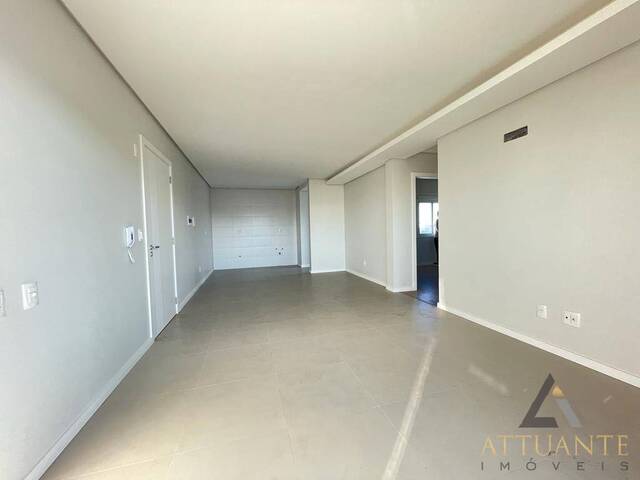 Apartamento para Venda em Caxias do Sul - 2