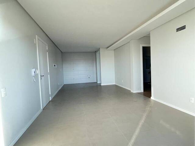 Apartamento para Venda em Caxias do Sul - 3