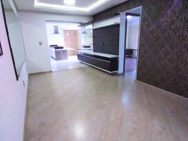 Apartamento para Venda em Caxias do Sul - 2