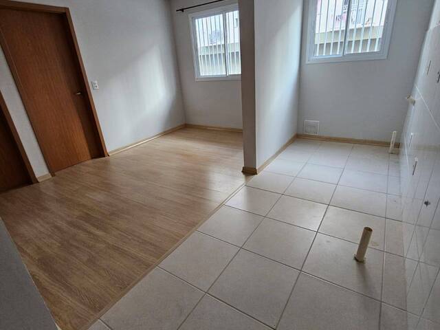 Apartamento para Venda em Caxias do Sul - 4