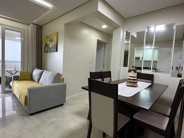 Apartamento para Venda em Caxias do Sul - 2
