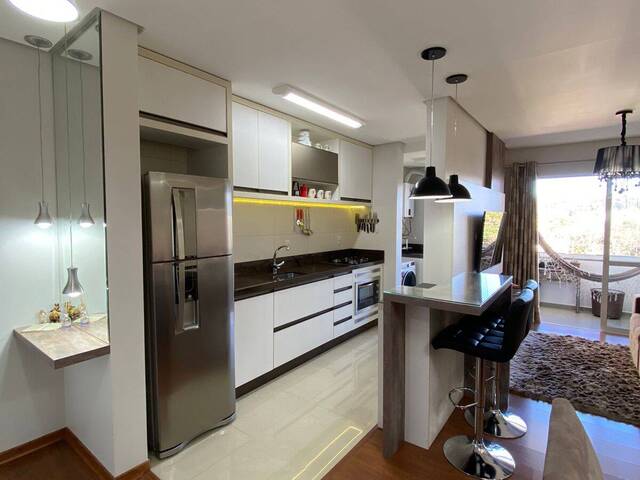 Apartamento para Venda em Caxias do Sul - 5