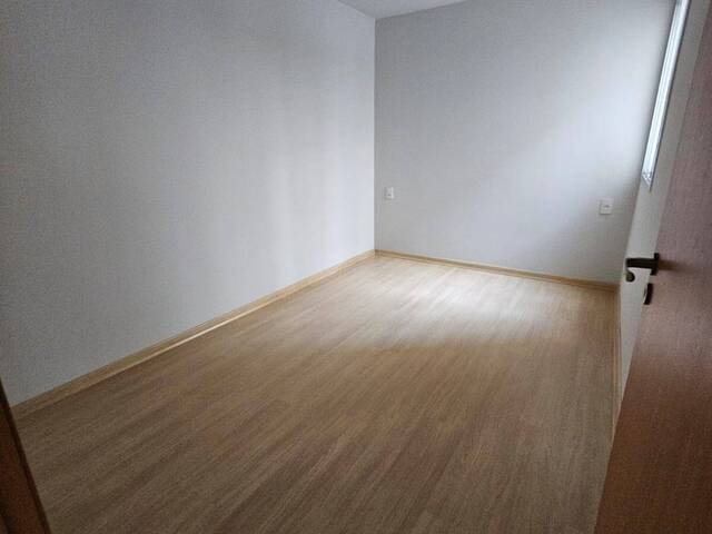 Apartamento para Venda em Caxias do Sul - 5