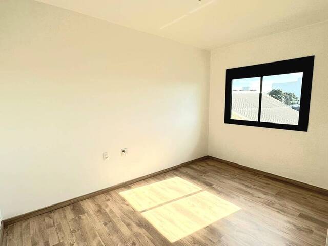 Apartamento para Venda em Caxias do Sul - 5