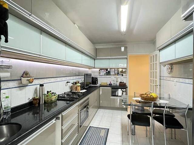 Apartamento para Venda em Caxias do Sul - 4