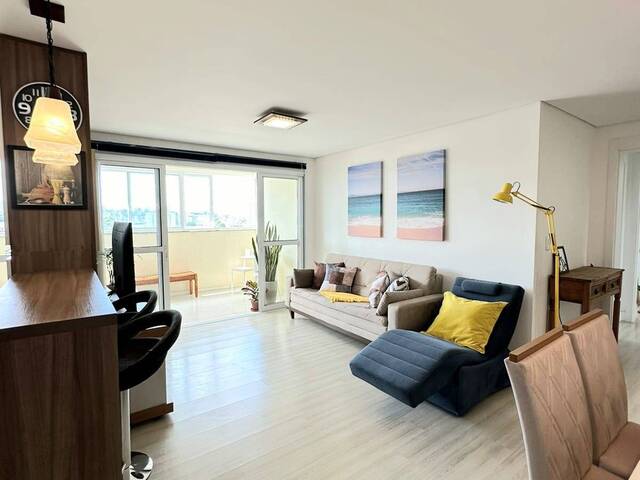 Apartamento para Venda em Caxias do Sul - 2