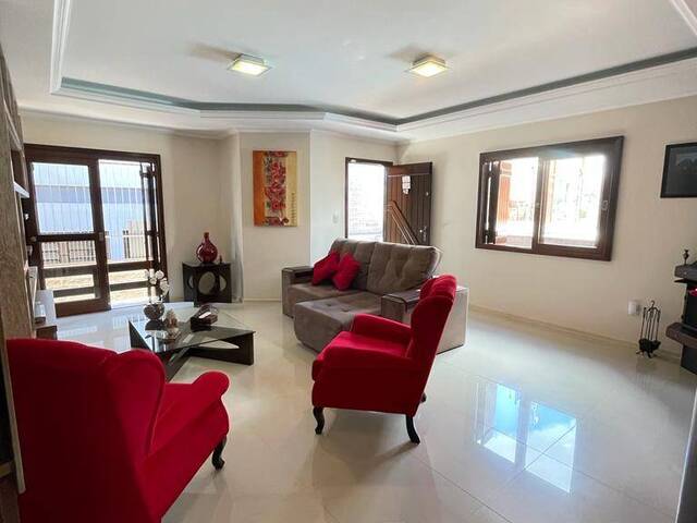 Casa para Venda em Caxias do Sul - 2