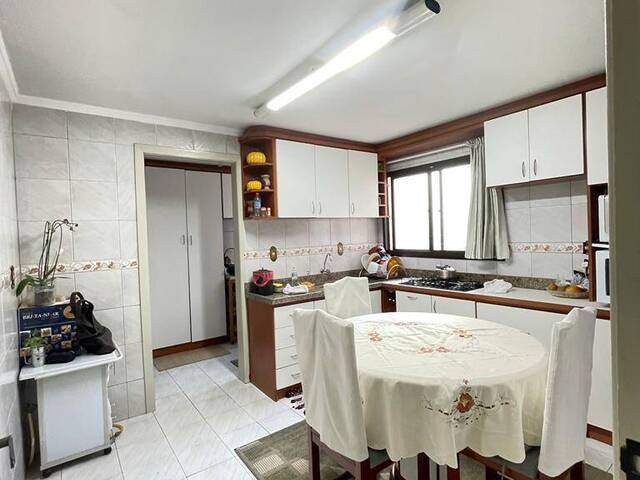 Apartamento para Venda em Caxias do Sul - 4
