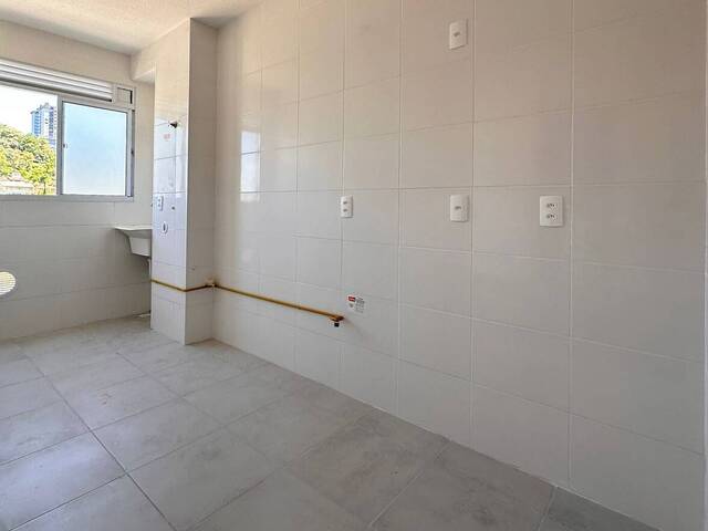 Apartamento para Venda em Caxias do Sul - 4