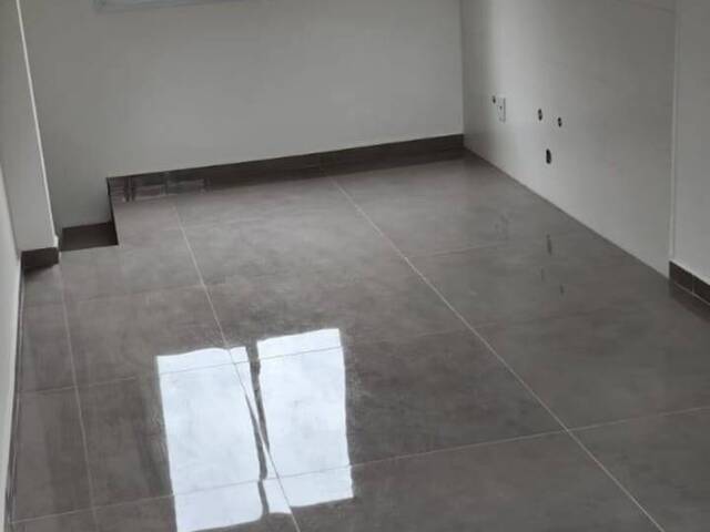 Sobrado para Venda em Caxias do Sul - 5