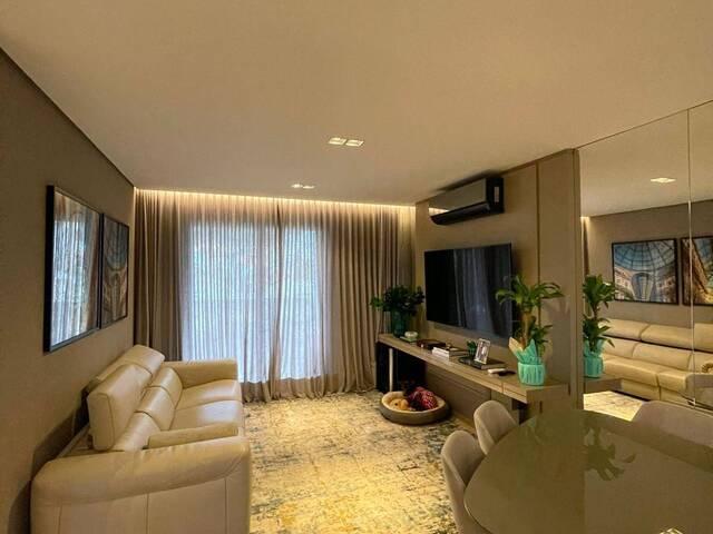 Apartamento para Venda em Caxias do Sul - 2