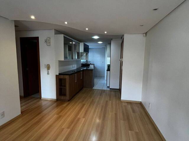 Apartamento para Venda em Caxias do Sul - 2