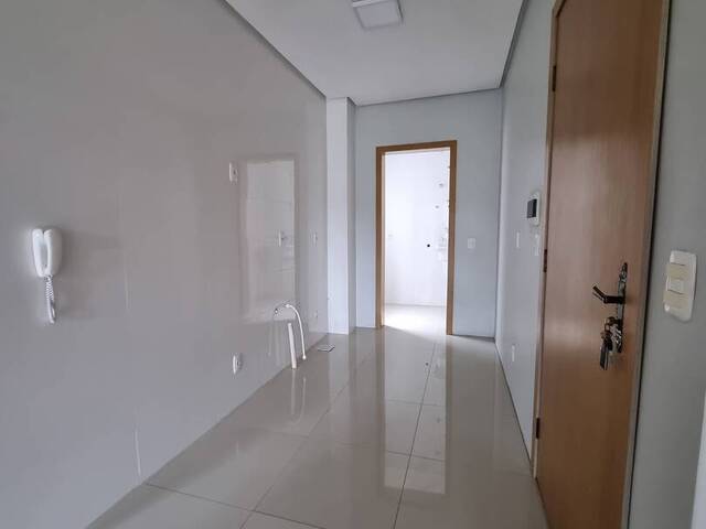 Apartamento para Venda em Caxias do Sul - 5