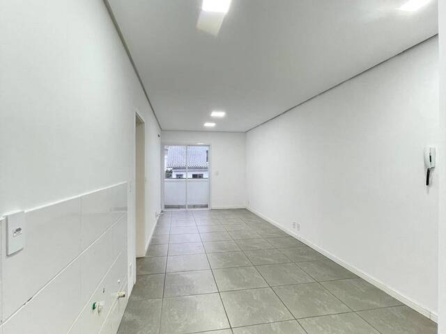 Apartamento para Venda em Caxias do Sul - 2