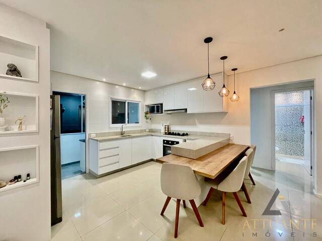 Apartamento para Venda em Caxias do Sul - 2