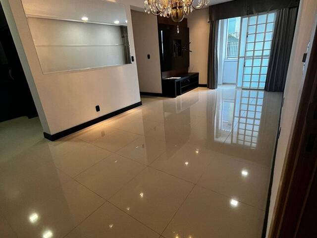Apartamento para Venda em Caxias do Sul - 5