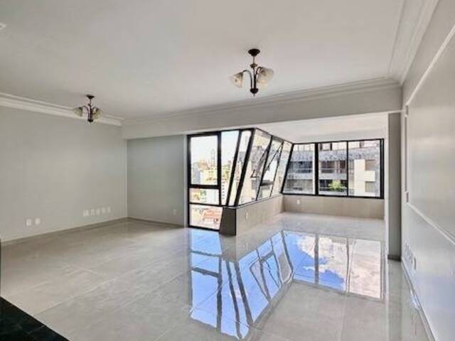 Apartamento para Venda em Caxias do Sul - 4