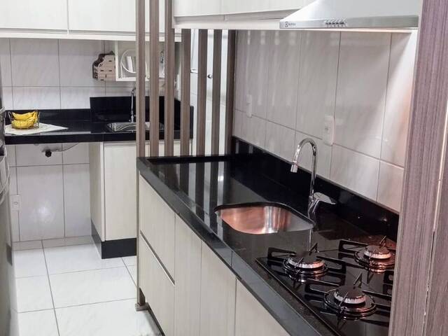 Apartamento para Venda em Caxias do Sul - 2