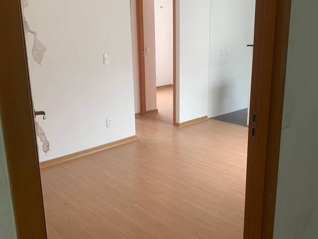Apartamento para Venda em Caxias do Sul - 2