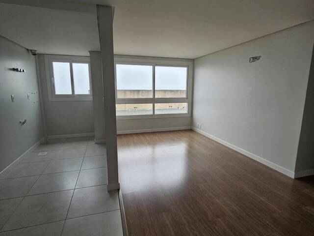 Apartamento para Venda em Caxias do Sul - 2