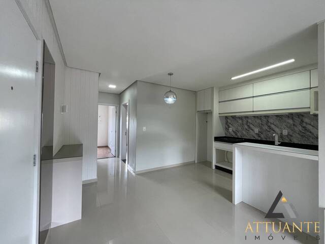 Apartamento para Venda em Caxias do Sul - 2