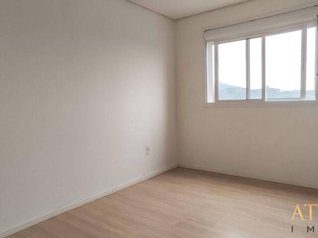 Apartamento para Venda em Caxias do Sul - 3