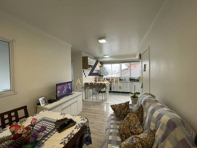Apartamento para Venda em Caxias do Sul - 2