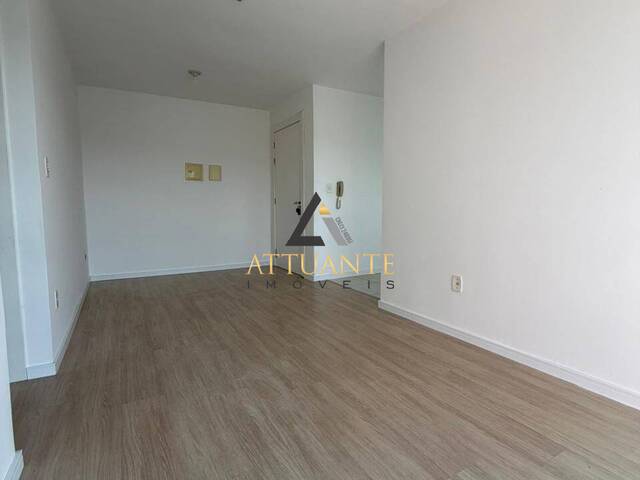 Apartamento para Venda em Caxias do Sul - 2