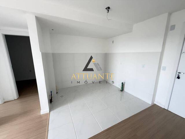 Apartamento para Venda em Caxias do Sul - 5