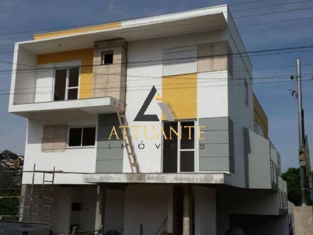 Sobrado para Venda em Caxias do Sul - 2