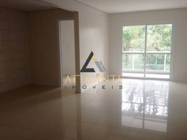 Apartamento para Venda em Caxias do Sul - 2